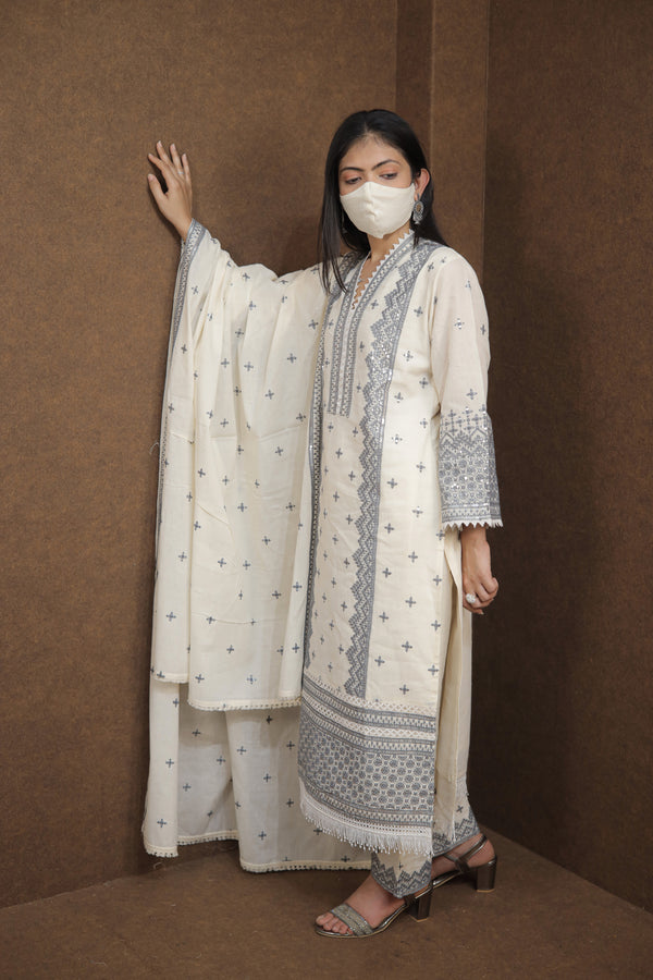 Women’s White Blue Embroidered Kurti Pant Dupatta Set|ethnic wear for festive occasions|