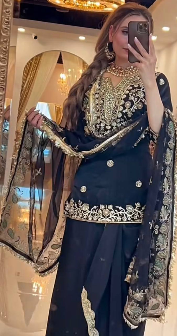 Radiant Moments A Selfie in Luxe Attire