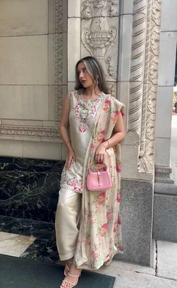 Timeless Allure: The Perfect Harmony of White and Pink