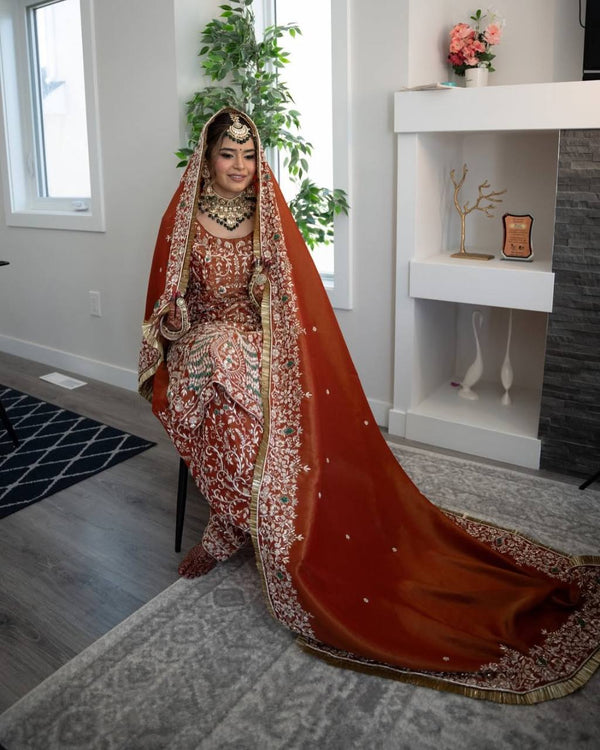 Stunning Indian Wedding Attire in Luxurious