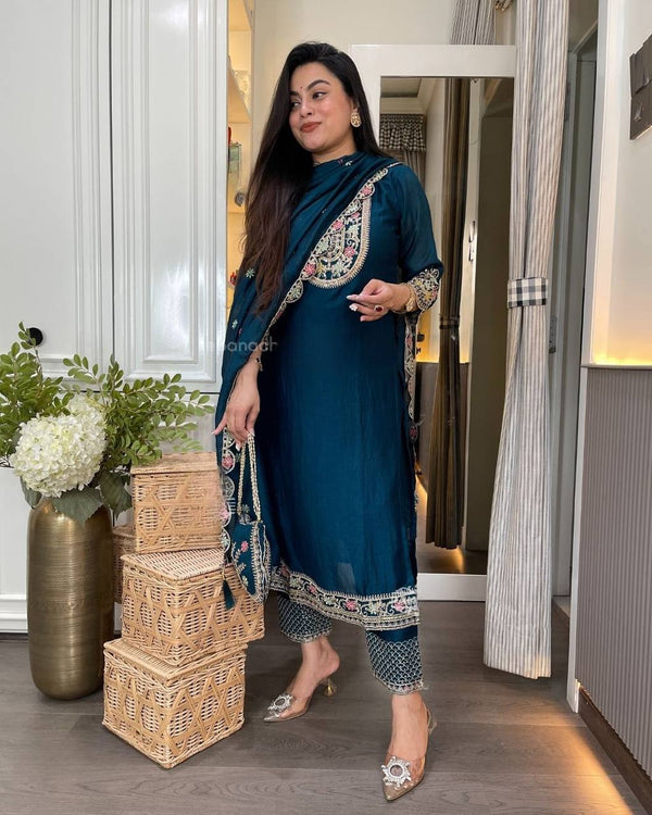 Elegance in Harmony: Blue and Purple Fashion Duo Unveiled